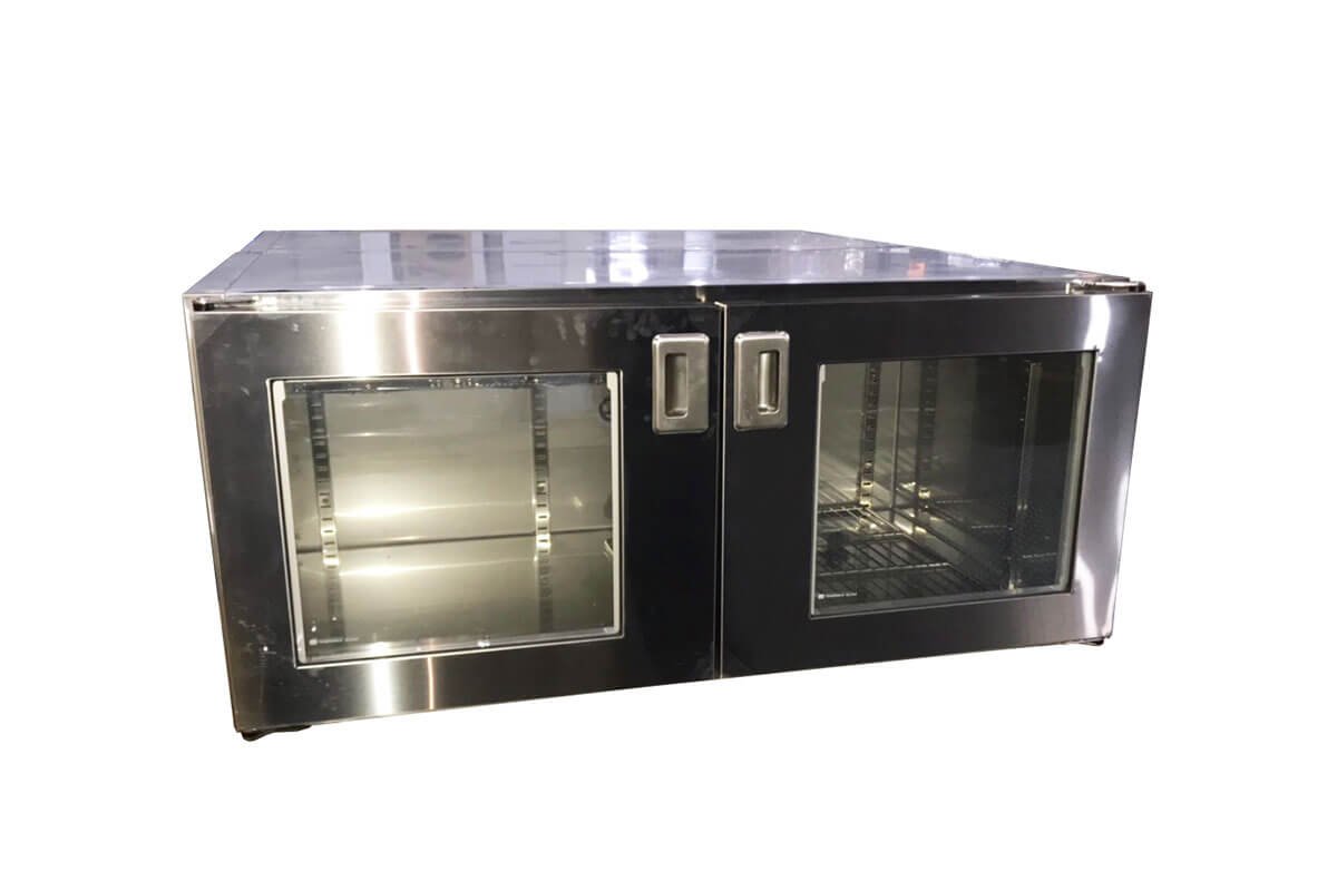 Constant temperature refrigerator assembly